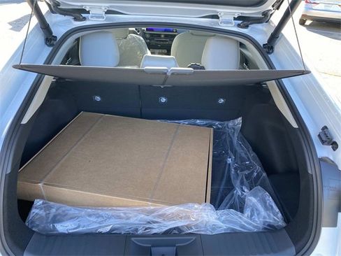 New 2026 Toyota Prius Limited image 5