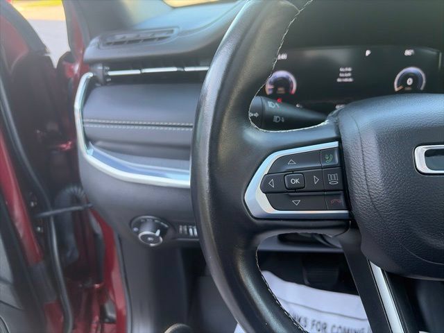 Used 2022 Jeep Compass High Altitude AWD/4WD image 28