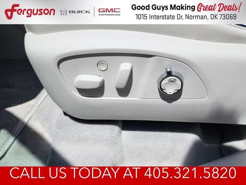 New 2026 Buick Enclave Avenir w/ Super Cruise Package AWD/4WD image 17