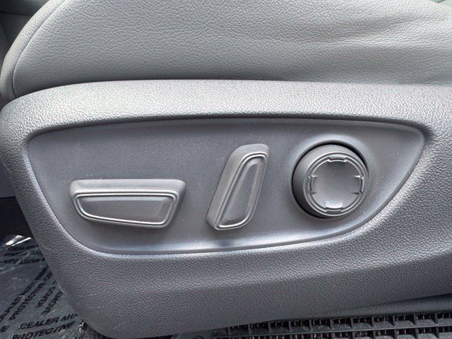 Used 2021 Toyota Sienna XLE FWD image 15