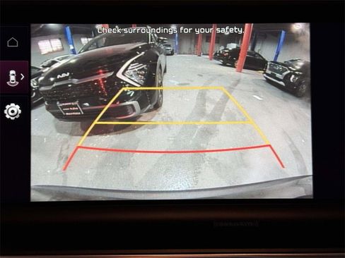 Used 2022 Kia Telluride LX image 27