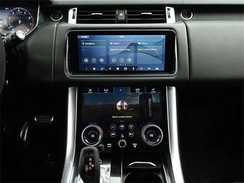Used 2020 Land Rover Range Rover Sport HST image 28
