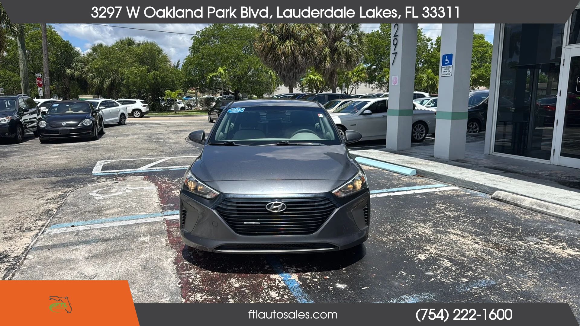 Used 2018 Hyundai Ioniq Blue FWD image 5