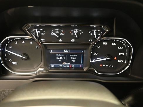 Used 2022 GMC Sierra 1500 SLT w/ SLT Convenience Package image 19