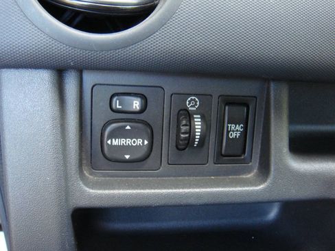 Used 2006 Scion xB FWD image 17