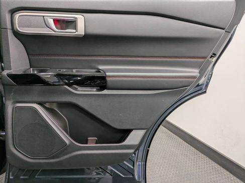 Used 2022 Ford Explorer ST-Line w/ Class IV Trailer Tow Package image 24