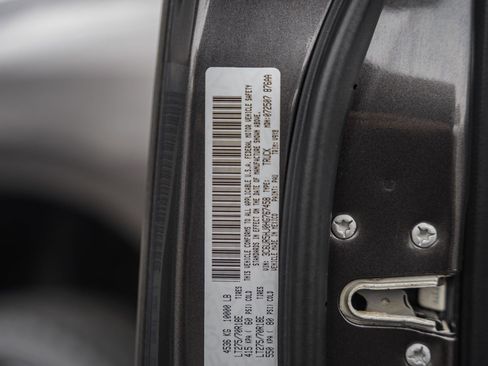 Used 2017 RAM 2500 Tradesman w/ Chrome Appearance Group image 45