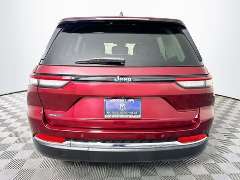 Used 2023 Jeep Grand Cherokee 4WD 4xe image 11