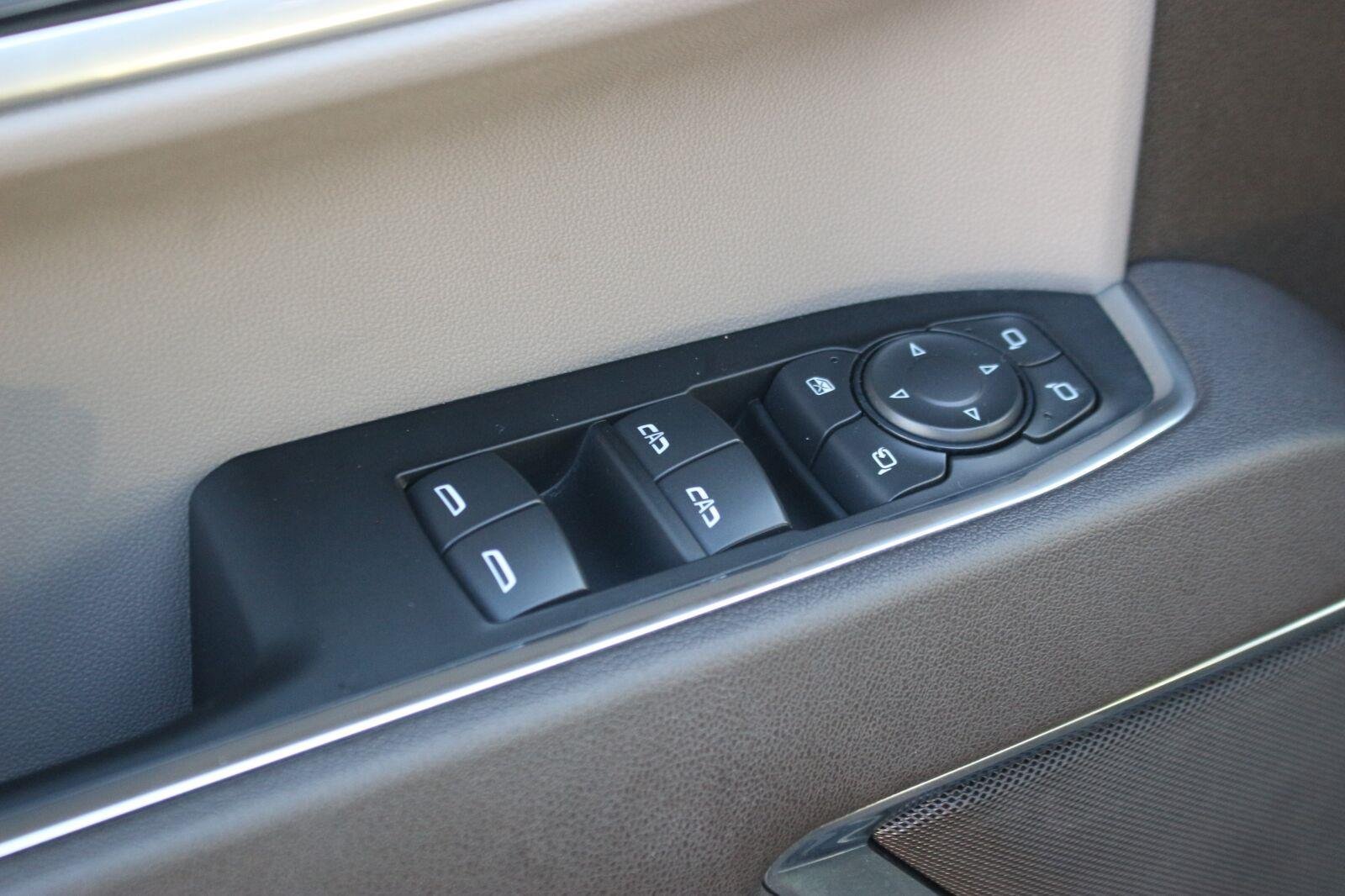 Used 2025 GMC Sierra 1500 SLT AWD/4WD image 15