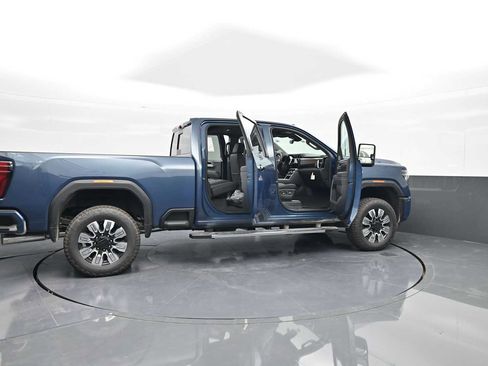 New 2025 GMC Sierra 2500 Denali w/ Denali Reserve Package image 71
