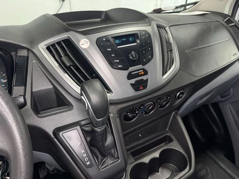 Used 2019 Ford Transit 150 148 Low Roof RWD image 17