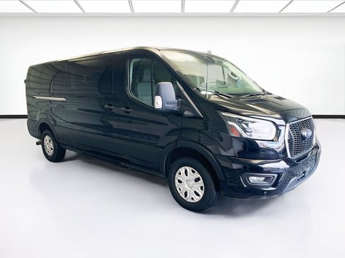 Used 2023 Ford Transit 350 XLT image 3