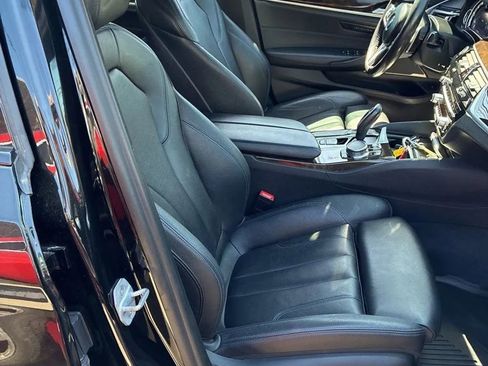 Used 2018 BMW 540i xDrive AWD/4WD image 21