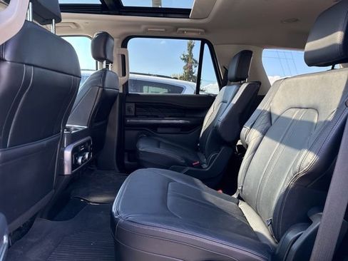 Used 2021 Ford Expedition Platinum AWD/4WD image 12