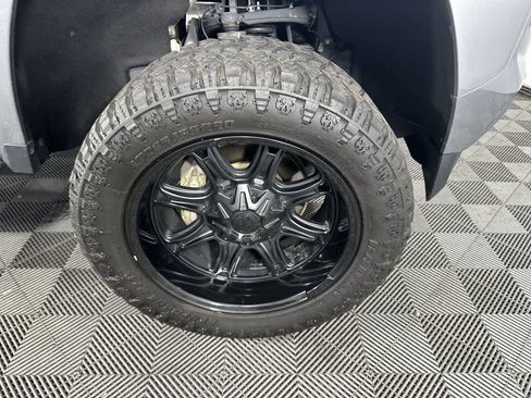 Used 2023 Chevrolet Colorado Z71 w/ Z71 Convenience Package 2 AWD/4WD image 10