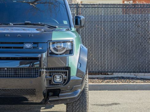 Used 2024 Land Rover Defender 110 V8 image 5