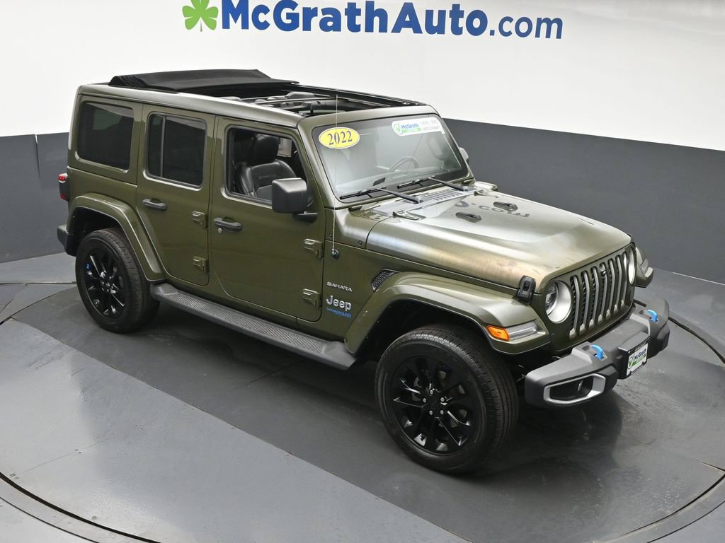 Used 2022 Jeep Wrangler Unlimited Sahara AWD/4WD image 3