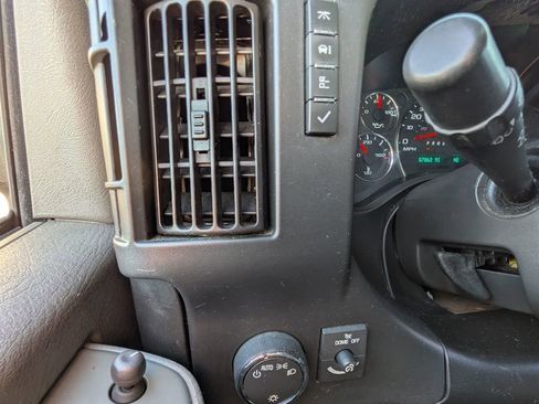 Used 2021 Chevrolet Express 2500 Extended w/ Driver Convenience Package image 15