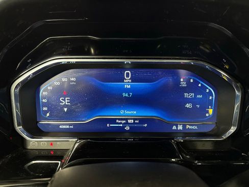 Used 2023 Chevrolet Silverado 1500 LT image 20