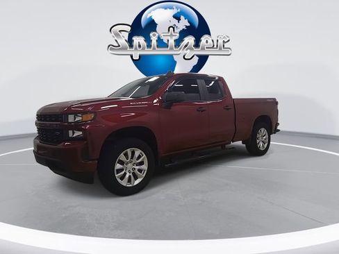 Used 2020 Chevrolet Silverado 1500 Custom w/ Custom Value Package image 4