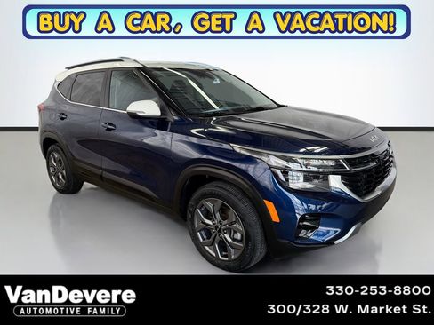 Used 2024 Kia Seltos S AWD/4WD image 1