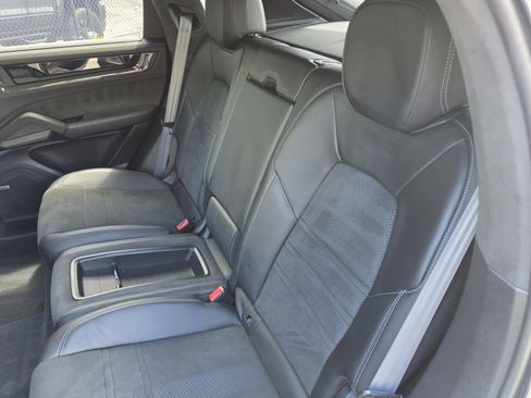Used 2024 Porsche Cayenne Turbo GT image 14