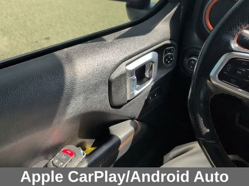 Used 2021 Jeep Gladiator Mojave w/ Cold Weather Group image 10