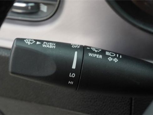 Used 2023 Dodge Charger R/T w/ Blacktop Package image 29