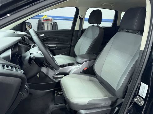 Used 2016 Ford Escape SE w/ Equipment Group 201A AWD/4WD image 15