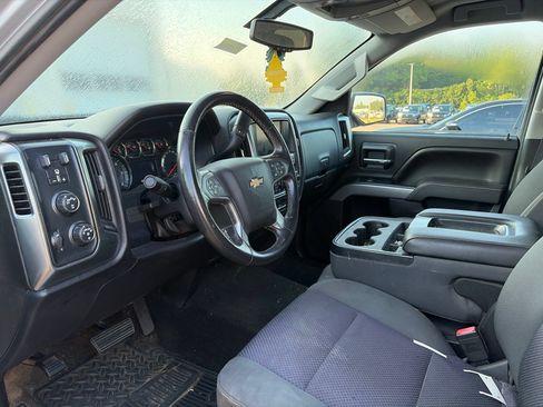 Used 2017 Chevrolet Silverado 1500 LT w/ All Star Edition AWD/4WD image 4