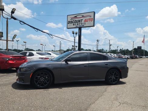 Used 2021 Dodge Charger R/T w/ Blacktop Package RWD image 4