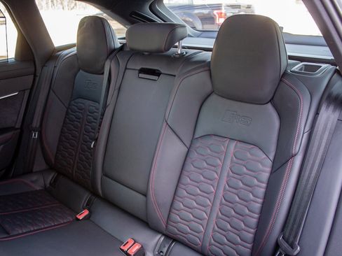 Used 2024 Audi RS 6 performance image 22