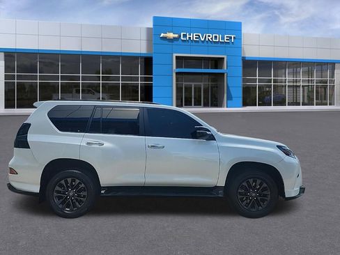 Used 2023 Lexus GX 460 Premium w/ Premium Package AWD/4WD image 5