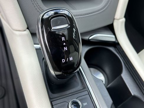 Used 2020 Cadillac XT6 Premium Luxury image 28