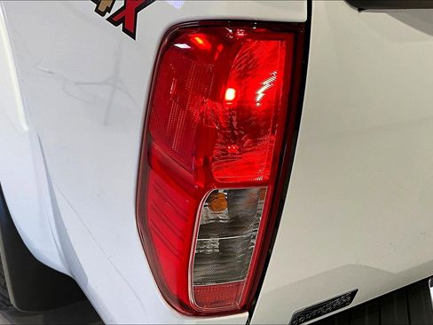 Used 2019 Nissan Frontier PRO-4X image 24