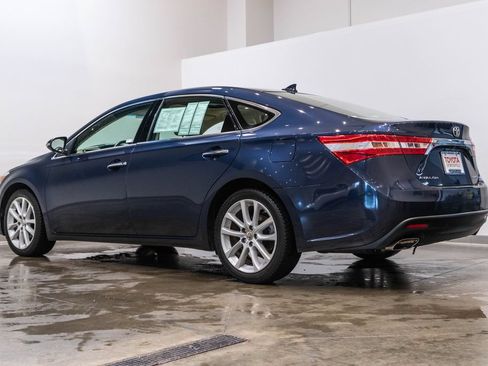 Used 2014 Toyota Avalon Limited FWD image 7