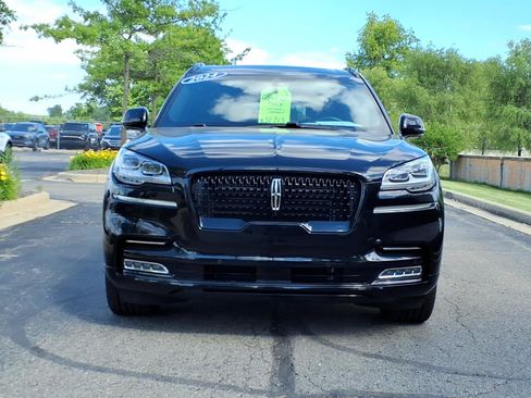 Certified 2024 Lincoln Aviator Reserve w/ Equipment Group 201A AWD/4WD image 2