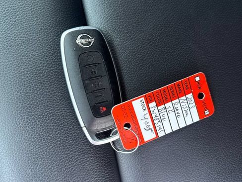 Used 2023 Nissan Rogue SL AWD/4WD image 33
