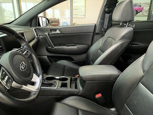 Used 2022 Kia Sportage Nightfall Edition AWD/4WD image 10