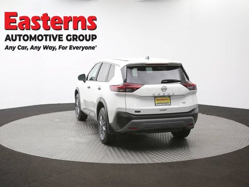 Used 2023 Nissan Rogue S AWD/4WD image 37