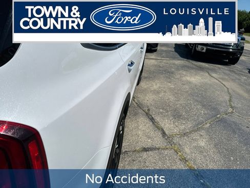 Used 2025 Kia Telluride S FWD image 5