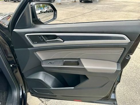 Used 2023 Volkswagen Atlas Cross Sport SEL Premium R-Line AWD/4WD image 23