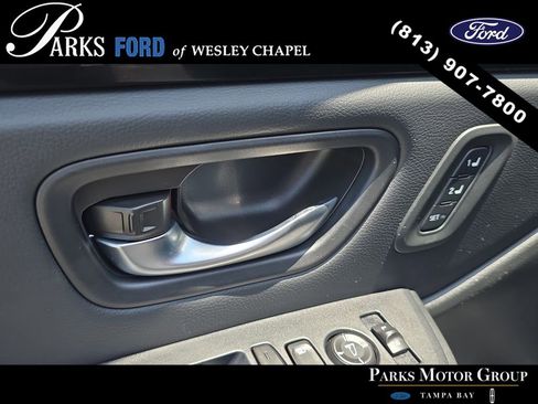 Used 2023 Honda Pilot Touring image 17