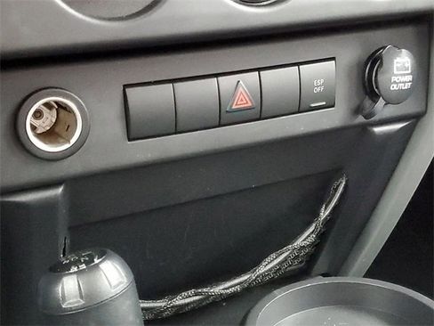 Used 2009 Jeep Wrangler Unlimited Sahara w/ Dual Top Group image 22