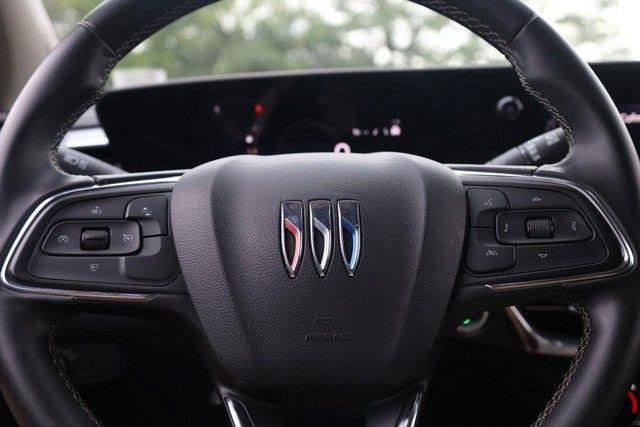 Used 2025 Buick Encore GX Preferred FWD image 9