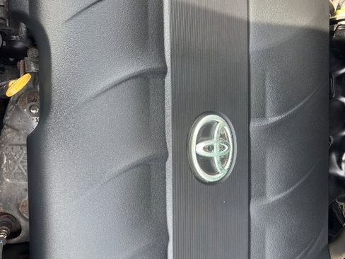 Used 2015 Toyota Sienna SE Premium image 45