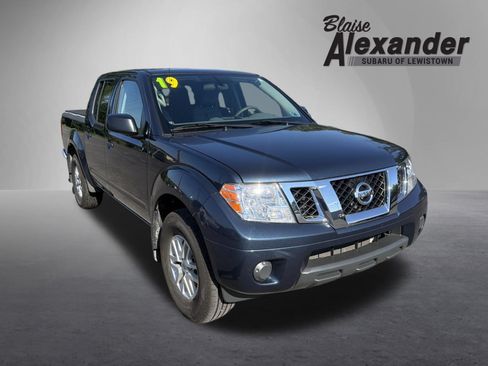 Used 2019 Nissan Frontier SV AWD/4WD image 1