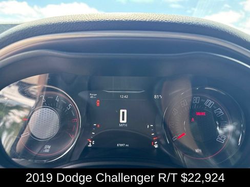 Used 2019 Dodge Challenger R/T w/ Blacktop Package RWD image 23