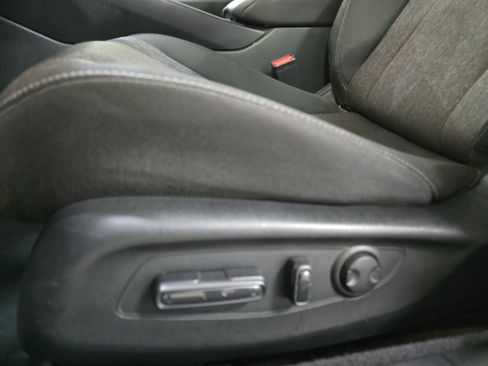 Certified 2024 Honda Accord EX image 25