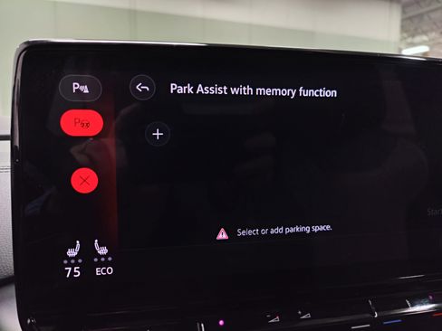 Certified 2023 Volkswagen ID.4 2WD image 15